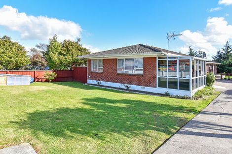 Photo of property in 1/10 Mail Avenue, Weymouth, Auckland, 2103
