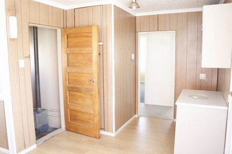 Photo of property in 93 Swiss Avenue, Gonville, Whanganui, 4501