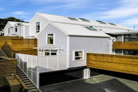 Photo of property in 31-41 Pirie Street, Mount Victoria, Wellington, 6011