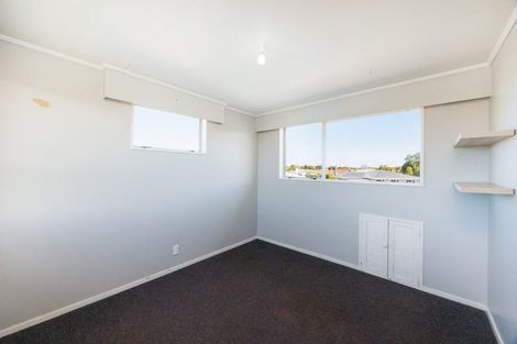 Photo of property in 3 Ellesmere Crescent, Highbury, Palmerston North, 4412