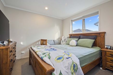 Photo of property in 13 Akeake Lane, Manurewa, Auckland, 2102