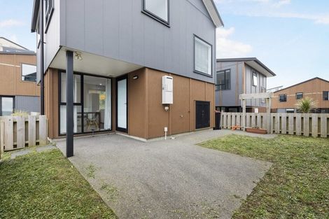 Photo of property in 42 Astelia Way, Woodridge, Wellington, 6037