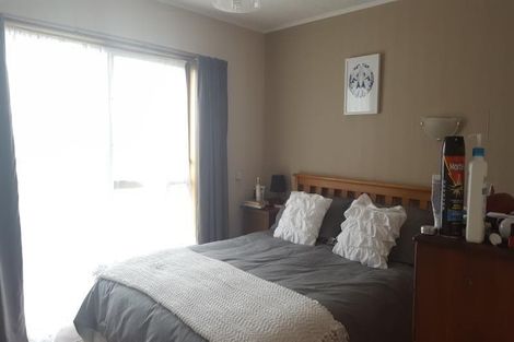 Photo of property in 9 Cooper Street, Pukekohe, 2120