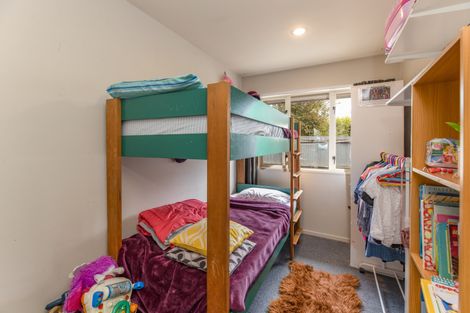 Photo of property in 142c Wainoni Road, Avondale, Christchurch, 8061