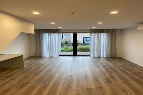 Photo of property in 2/35 Webb Street, St Albans, Christchurch, 8014