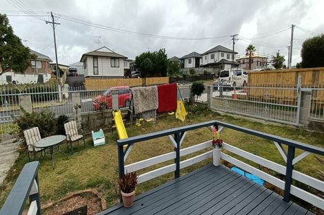 Photo of property in 1/22 Tawa Crescent, Manurewa, Auckland, 2102