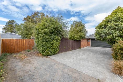 Photo of property in 142c Wainoni Road, Avondale, Christchurch, 8061