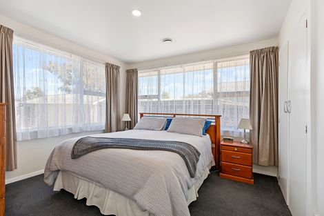 Photo of property in 9 Camelia Place, Islington, Christchurch, 8042