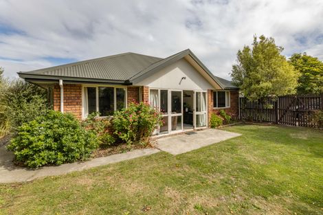 Photo of property in 142c Wainoni Road, Avondale, Christchurch, 8061