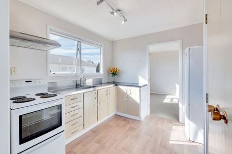 Photo of property in 5 Devonshire Road, Unsworth Heights, Auckland, 0632