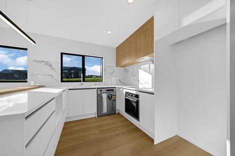Photo of property in 6 Piringa Road, Pukekohe, 2120