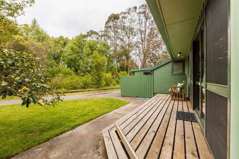 Photo of property in 664 Kairakau Road, Elsthorpe, Havelock North, 4295