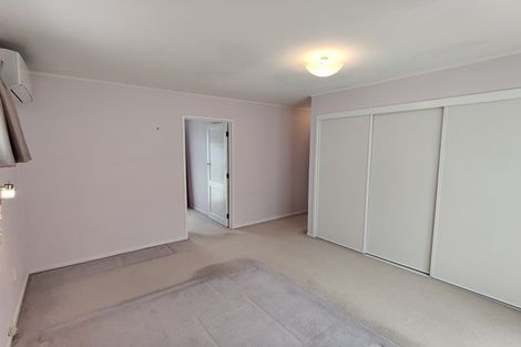 Photo of property in 60 Lewisham Street, Highland Park, Auckland, 2010