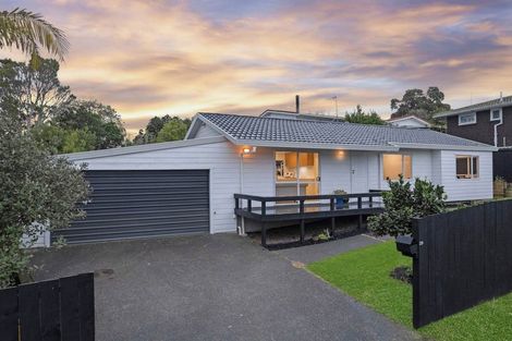 Photo of property in 39 Glynnbrooke Street, Te Atatu South, Auckland, 0610