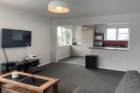 Photo of property in 48 View Road, Titahi Bay, Porirua, 5022