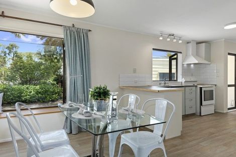 Photo of property in 27 Radiata Street, Fairview Downs, Hamilton, 3214