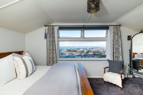 Photo of property in 42 Cameron Road, Bluff Hill, Napier, 4110