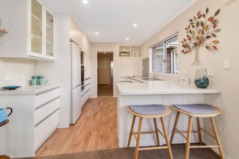 Photo of property in 24 Tawavale Street, Pukehangi, Rotorua, 3015