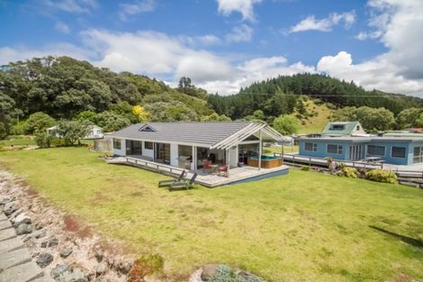 Photo of property in 1 Taiwa Road, Oakura, Hikurangi, 0184