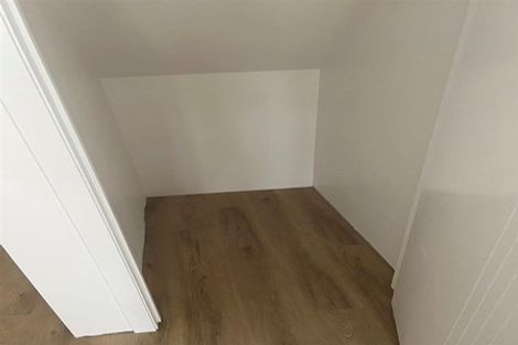 Photo of property in 25 Stitchbird Crescent, Papakura, 2110