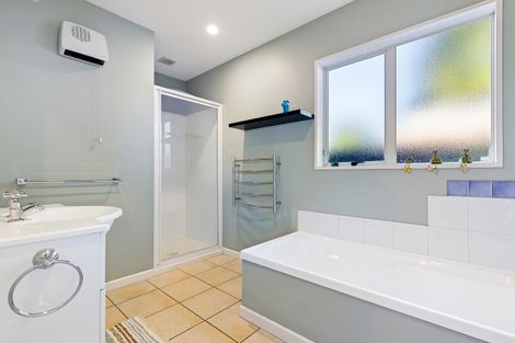 Photo of property in 51a Balrudry Street, Avonhead, Christchurch, 8042