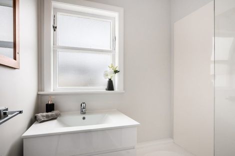 Photo of property in 76 Peel Place, Wainuiomata, Lower Hutt, 5014