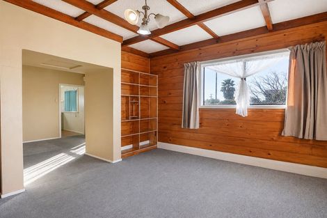 Photo of property in 23a Kawaha Point Road, Fairy Springs, Rotorua, 3015