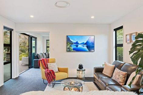 Photo of property in 12 Mackillop Way, Brooklands, New Plymouth, 4310