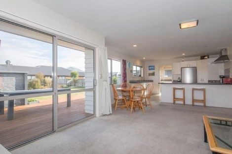 Photo of property in 2 Poppy Lane, Albert Town, Wanaka, 9305