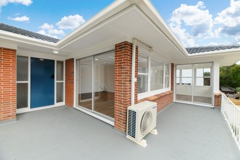 Photo of property in 8 Jeff Place, Howick, Auckland, 2014