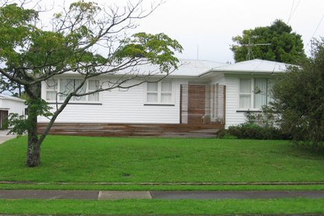 Photo of property in 68 Tiraumea Drive, Pakuranga, Auckland, 2010
