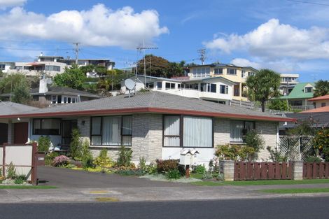Photo of property in 94 Vale Street, Otumoetai, Tauranga, 3110