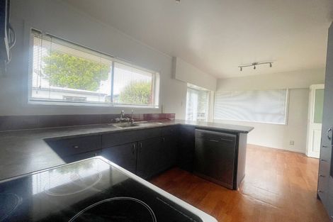 Photo of property in 7 Binda Place, Botany Downs, Auckland, 2010