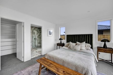 Photo of property in 1 Pukatea Street, Hawera, 4610