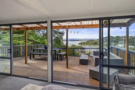 Photo of property in 3 Cambrae Road, Raglan, 3225