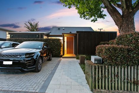 Photo of property in 44 Livingstone Street, Westmere, Auckland, 1022