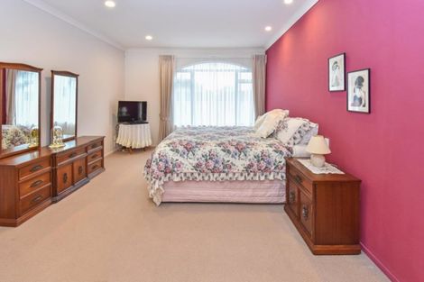 Photo of property in 4 Parkhaven Drive, Rosehill, Papakura, 2113