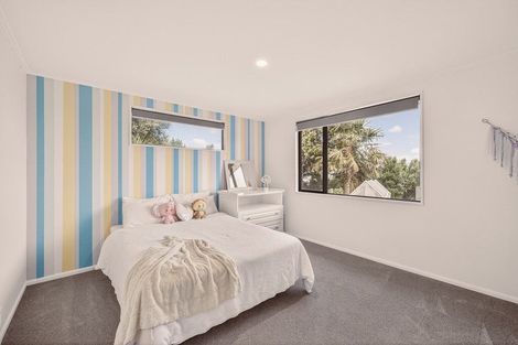 Photo of property in 5 Plains View, Mount Pleasant, Christchurch, 8081