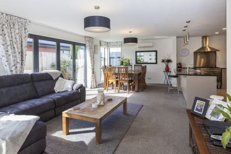 Photo of property in 1 Hawthorn Mews, Rangiora, 7400