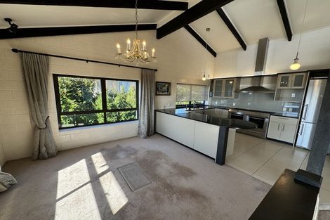 Photo of property in 16 Pounamu Place, Shelly Park, Auckland, 2014