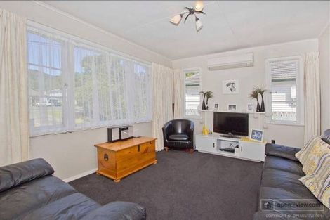 Photo of property in 26 Wainuiomata Road, Wainuiomata, Lower Hutt, 5014