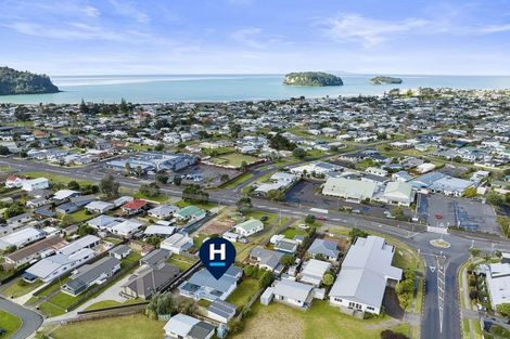 Photo of property in 118 Aberdeen Place, Whangamata, 3620