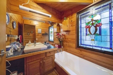 Photo of property in 231 Henwood Road, Paraite, New Plymouth, 4372