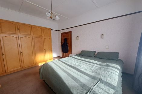 Photo of property in 2 Heretaunga Street, Petone, Lower Hutt, 5012