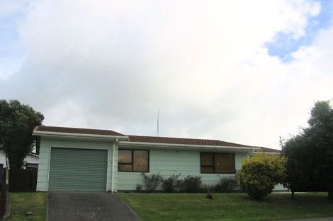 Photo of property in 32 Chatsworth Place, Highbury, Palmerston North, 4412