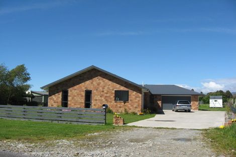 Photo of property in 43 Kew Road, Westport, 7825