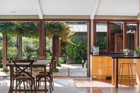 Photo of property in 54 Lane Road, Havelock North, 4130