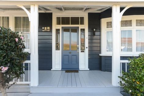 Photo of property in 5 May Avenue, Hospital Hill, Napier, 4110