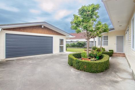 Photo of property in 55 Karamea Crescent, Kelvin Grove, Palmerston North, 4414