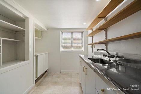 Photo of property in 2/22 Onepoto Road, Hauraki, Auckland, 0622